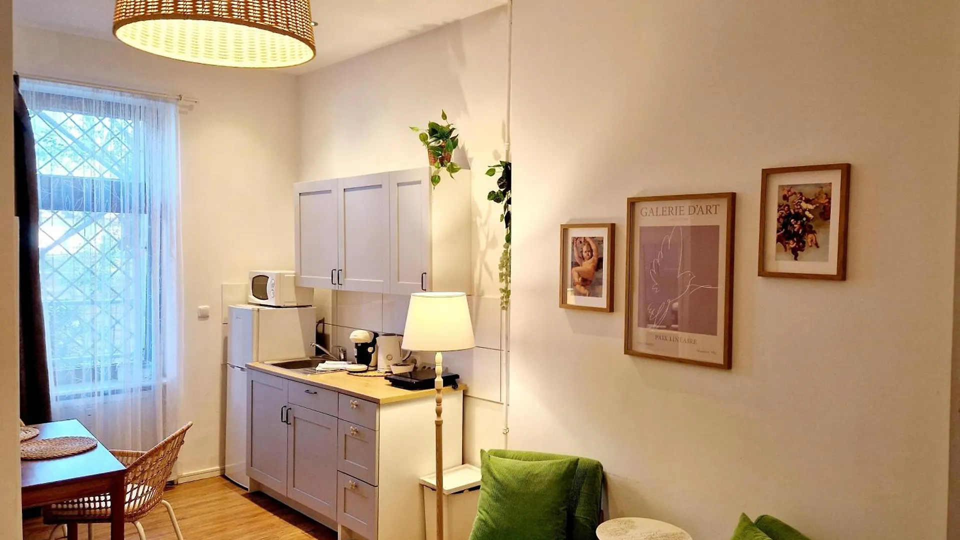 Stylish & Cosy Apartment In Berlin, Wifi