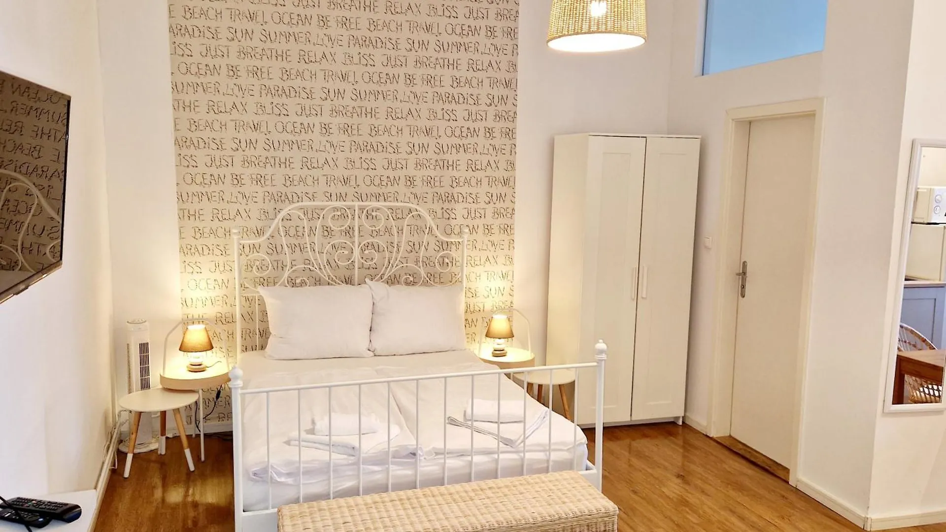 Stylish & Cosy Apartment In Berlin, Wifi Deutschland